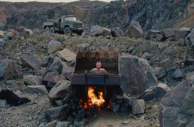 «Абсолютно магическое и болезненное»: главное из отзывов зрителей о фильме «Атлантида»