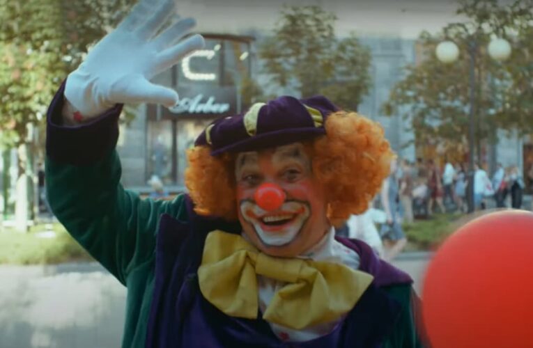 Короткометражный фильм «Клоун» об «эстафете добра» и Киеве выложили в сеть