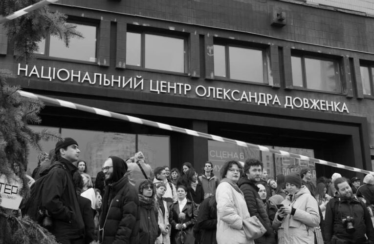 Українські культурні діячі призвали захистити Довженко-Центр – відеозвернення