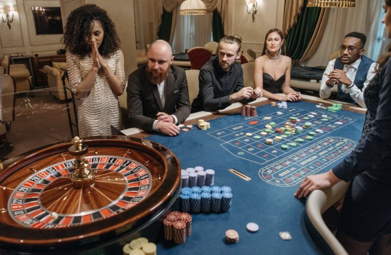 Где Pin-up casino скачать для игры в игровые автоматы онлайн?