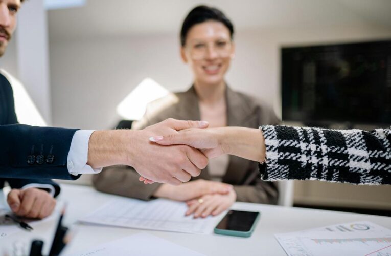 Как работодателям найти сотрудников в Днепре для развития компании