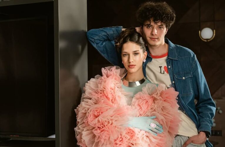 «Емілі в Emily» показала закулісся зйомок: атмосферні фото романтичної комедії