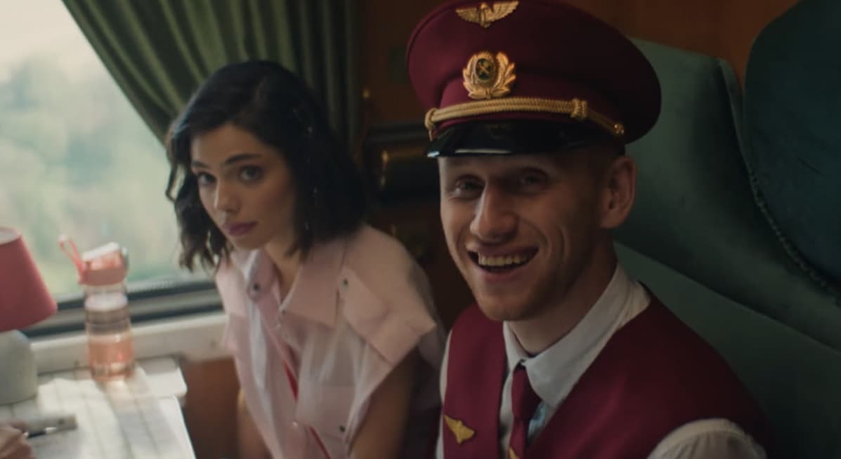 «Потяг “Червона рута”» онлайн
