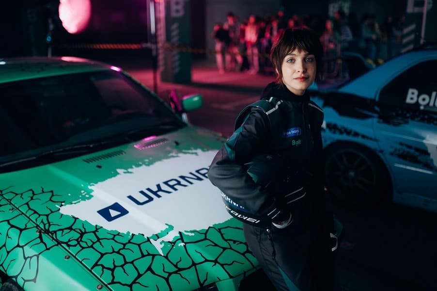 Иоланта Богдюн исполняет роль Алисы в фильме 2026 года «На драйве»