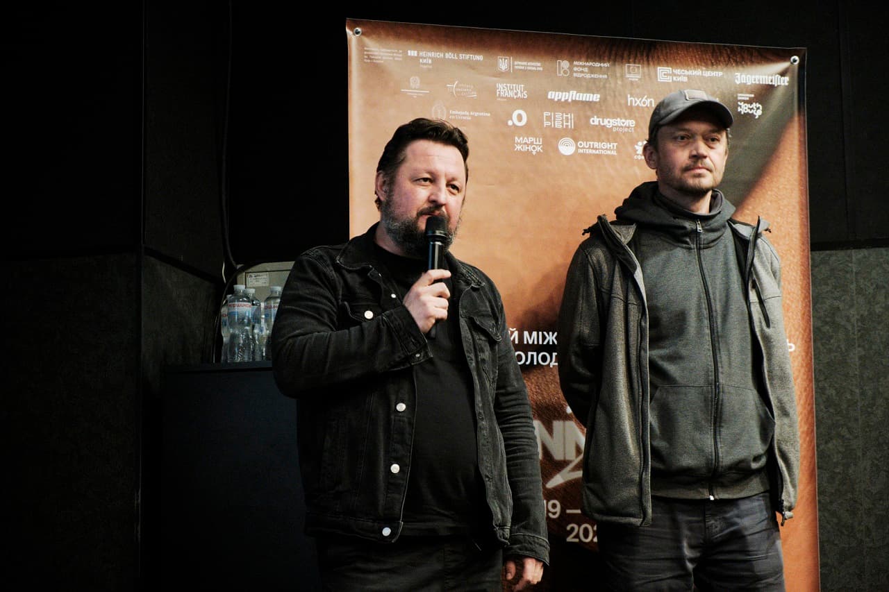 300 , 30 , 3 реж. Владлен Одуденко , опер.Валентин Васянович