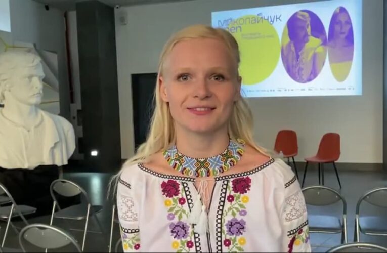 Українські кінематографіст(к)и під час кінофестивалю Миколайчук OPEN записали відеозвернення до бійців з кіноспільноти