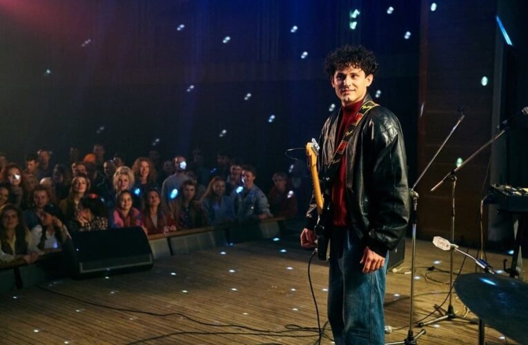 Життя красиве, коли кольорове: вийшов перший тизер фільму “Я, “Побєда” і Берлін”